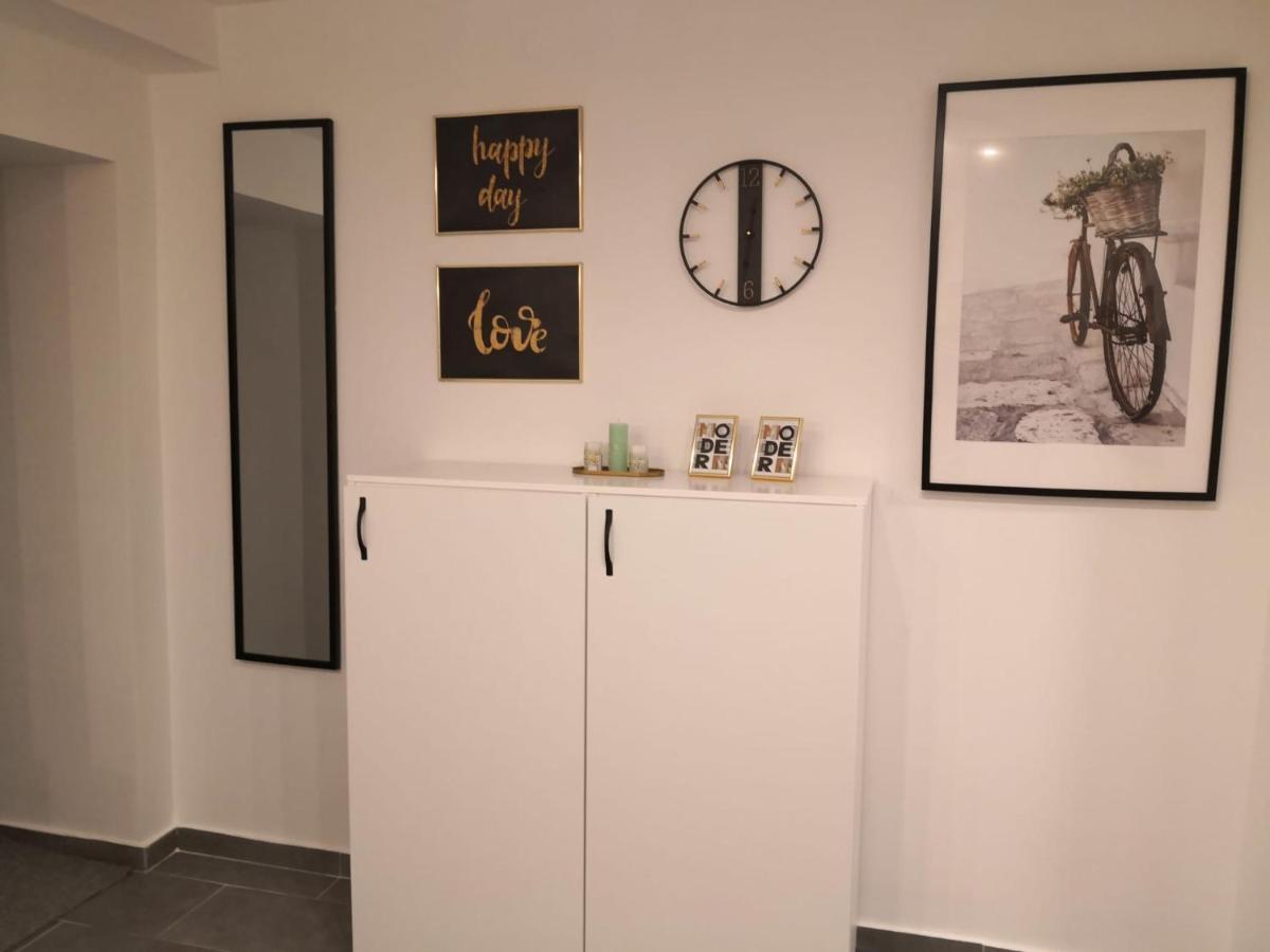 Bibi Zahumska Apartman Белград Екстер'єр фото